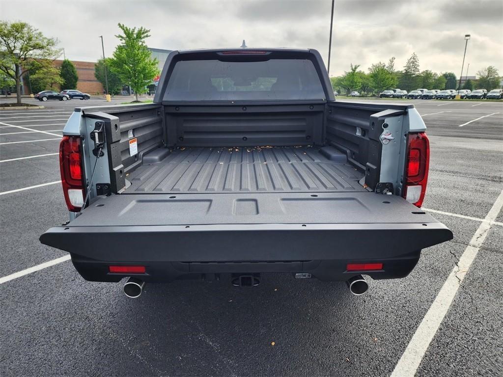 new 2025 Honda Ridgeline car, priced at $41,600