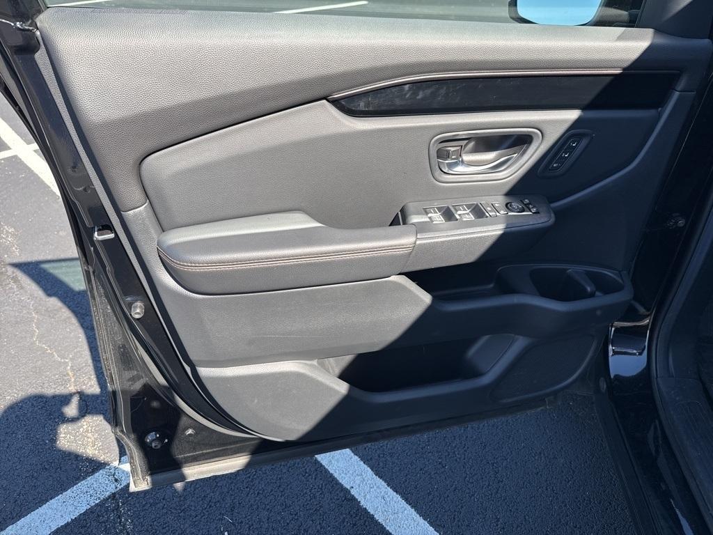 used 2024 Honda Pilot car, priced at $44,531