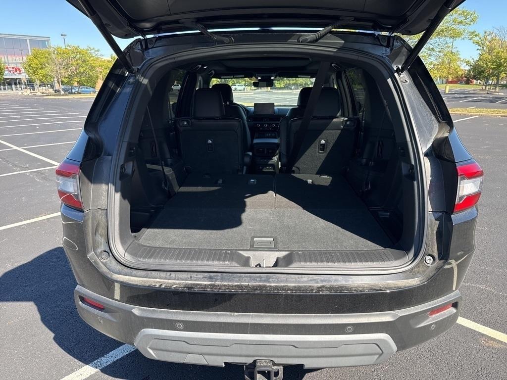 used 2024 Honda Pilot car, priced at $44,531