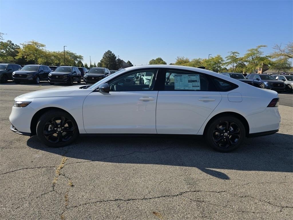 new 2025 Honda Accord car, priced at $31,960
