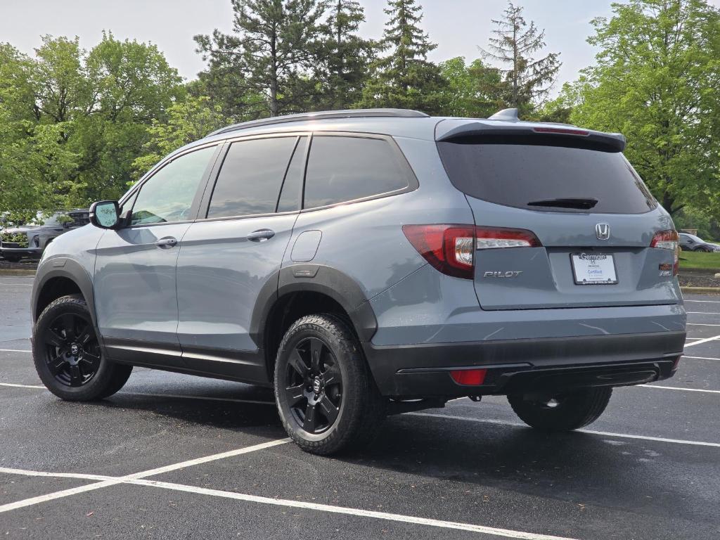 used 2022 Honda Pilot car, priced at $34,337