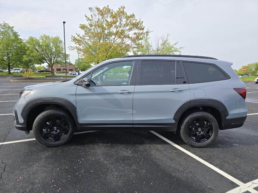 used 2022 Honda Pilot car, priced at $34,337