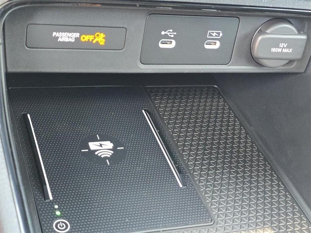 new 2026 Honda CR-V Hybrid car, priced at $40,150