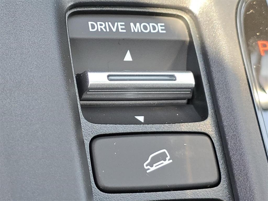 new 2026 Honda CR-V Hybrid car, priced at $40,150