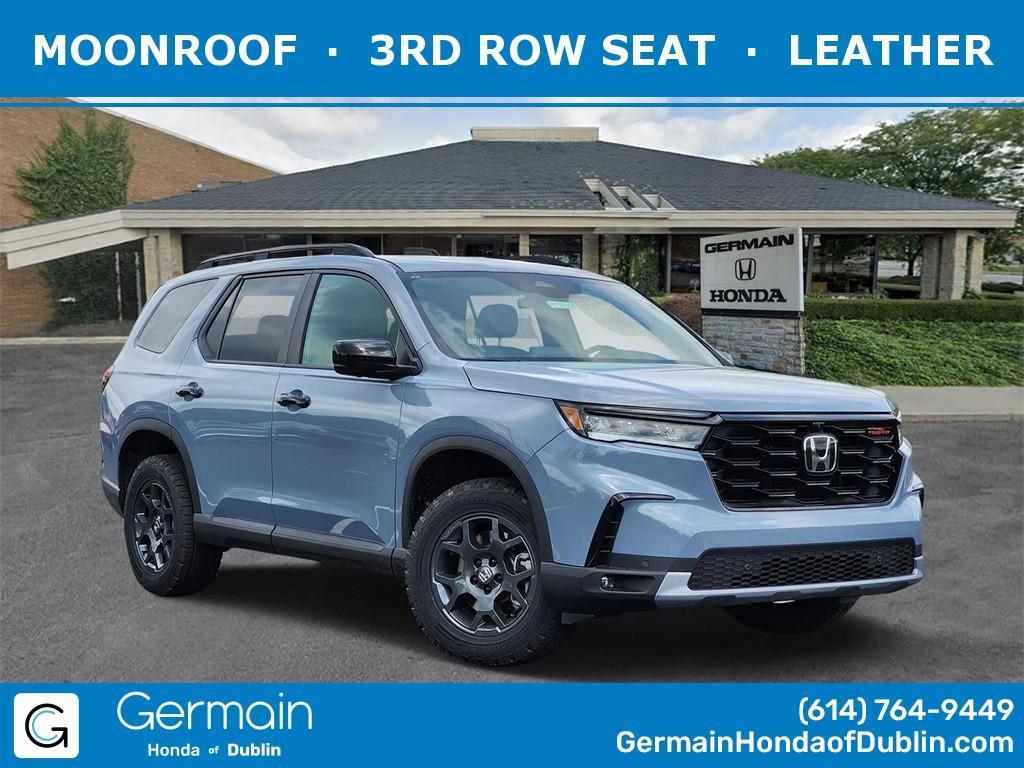 new 2025 Honda Pilot car, priced at $52,090