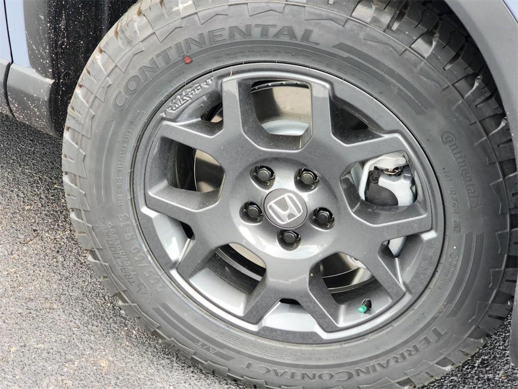 new 2025 Honda Pilot car, priced at $52,090
