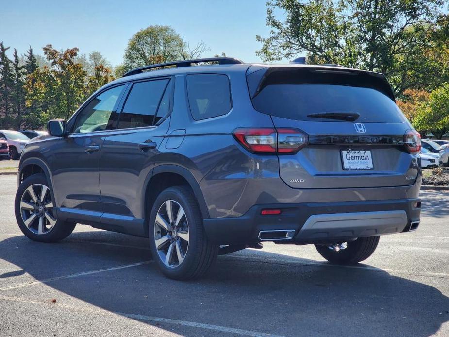 new 2025 Honda Pilot car, priced at $50,995