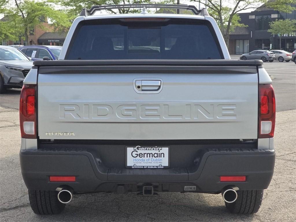 new 2025 Honda Ridgeline car, priced at $46,930