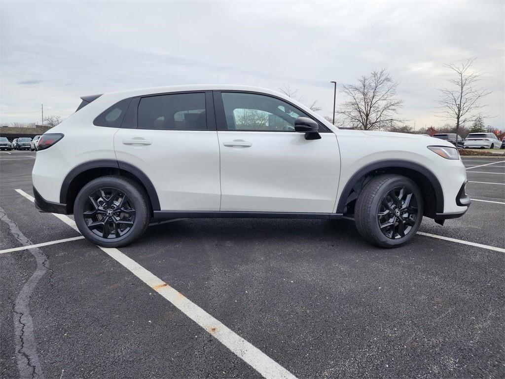 new 2025 Honda HR-V car, priced at $30,305