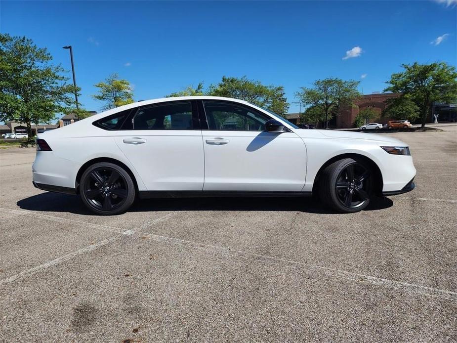 new 2024 Honda Accord Hybrid car, priced at $36,425