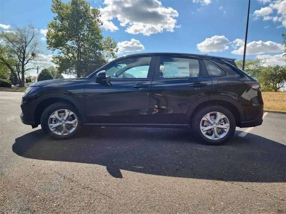 new 2025 Honda HR-V car, priced at $27,950