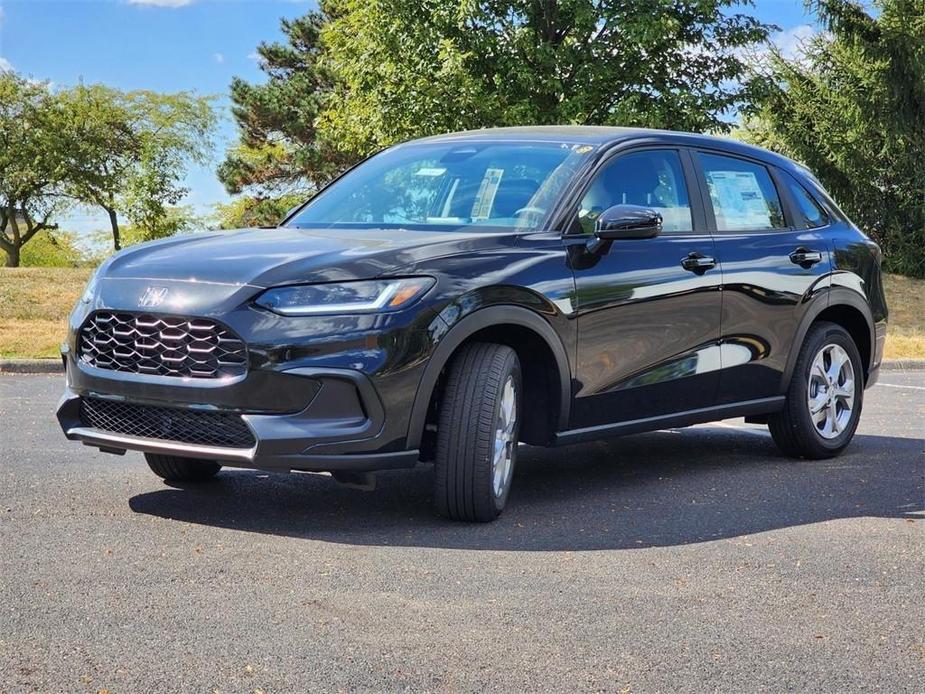 new 2025 Honda HR-V car, priced at $27,950