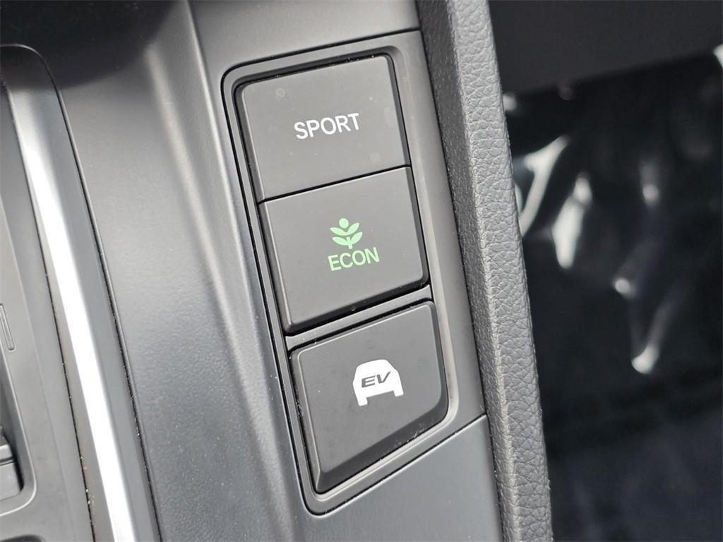 used 2022 Honda CR-V Hybrid car, priced at $28,227