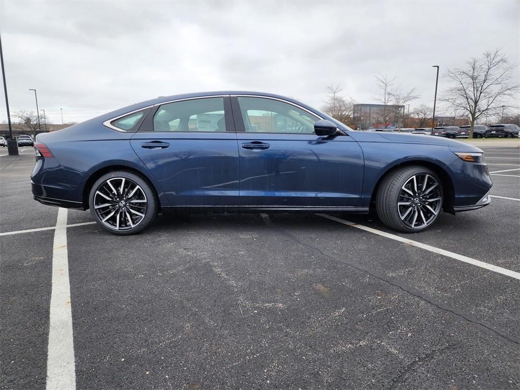 new 2025 Honda Accord Hybrid car, priced at $39,895