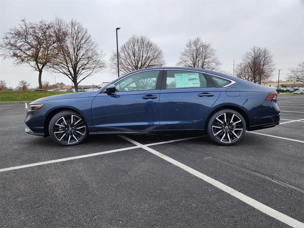 new 2025 Honda Accord Hybrid car, priced at $39,895