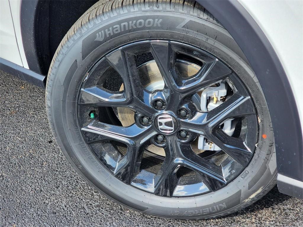 new 2025 Honda HR-V car, priced at $30,850