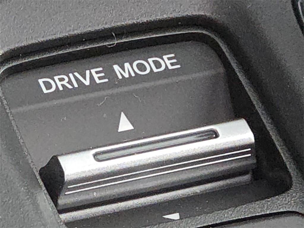 new 2026 Honda CR-V Hybrid car, priced at $39,695