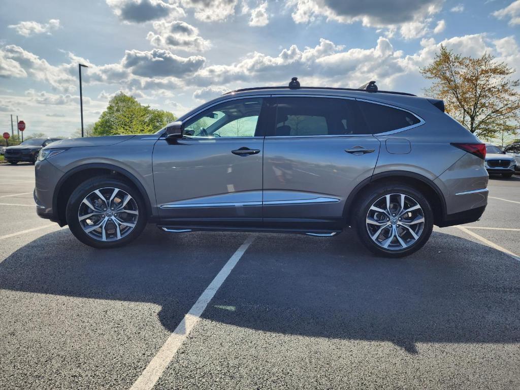 used 2023 Acura MDX car, priced at $46,000
