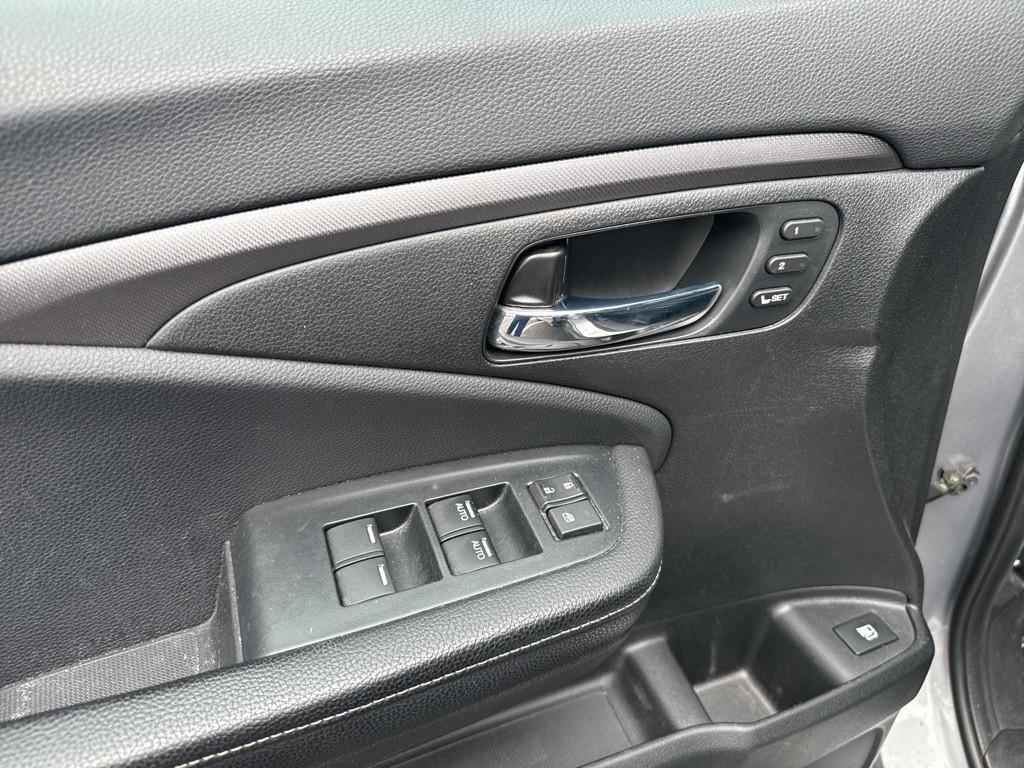 used 2022 Honda Ridgeline car, priced at $32,500
