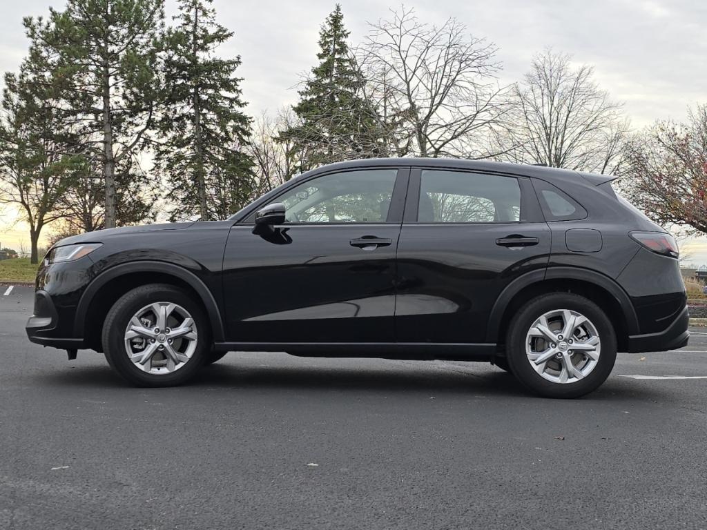 used 2025 Honda HR-V car, priced at $25,397