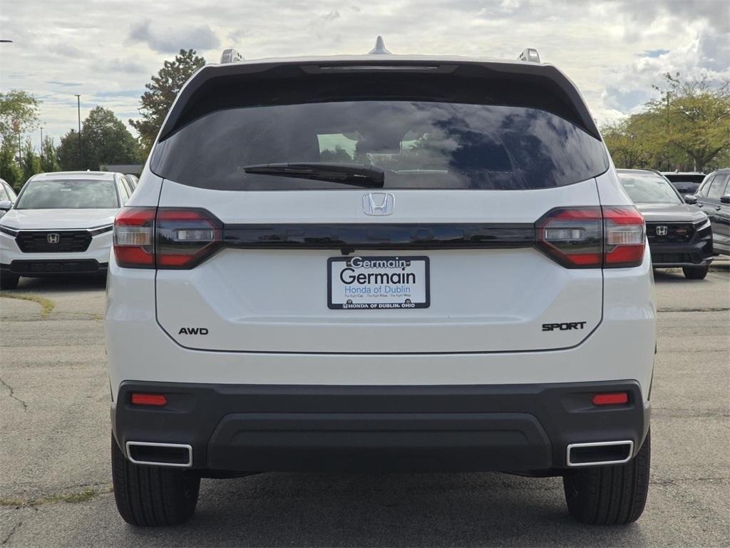 new 2025 Honda Pilot car, priced at $44,250