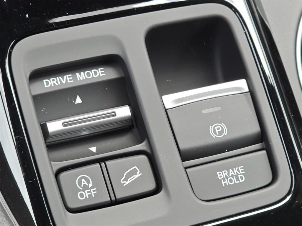 new 2025 Honda Pilot car, priced at $44,250