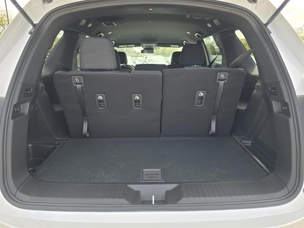 new 2025 Honda Pilot car, priced at $44,250