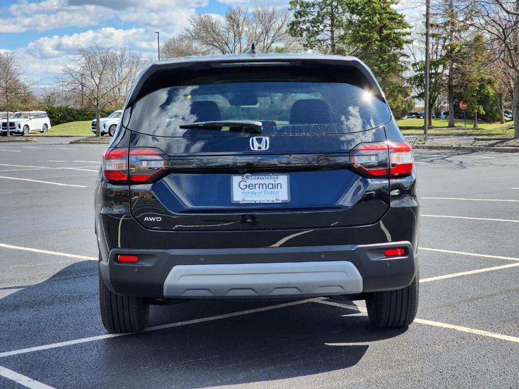 new 2025 Honda Pilot car, priced at $48,950