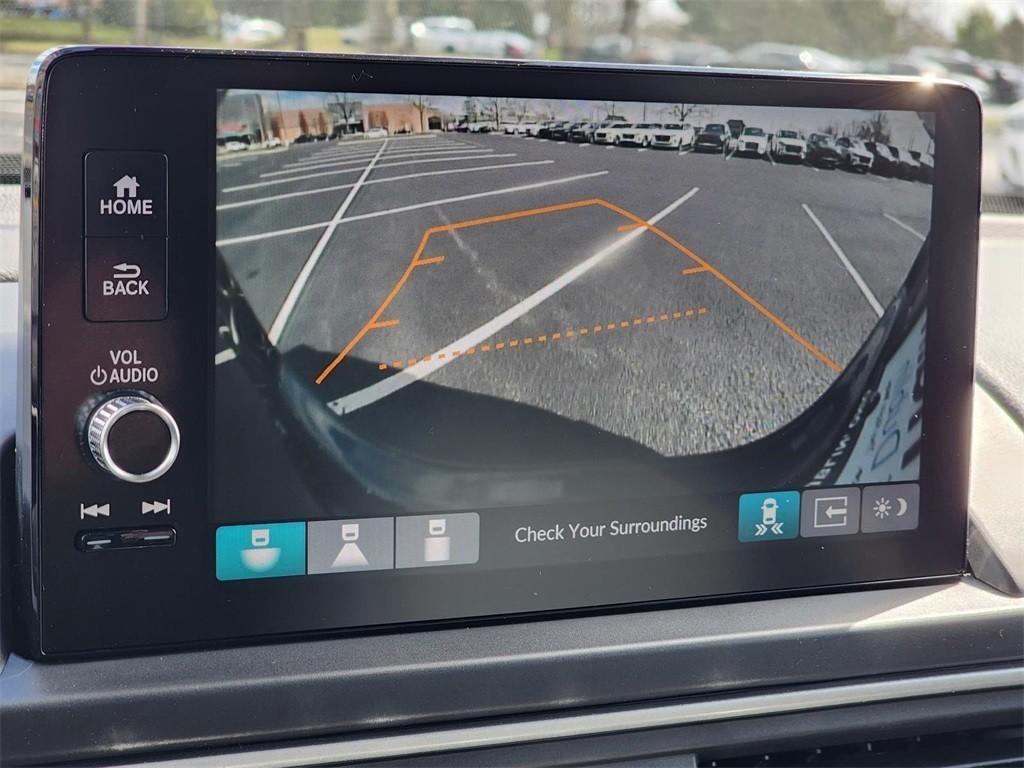 new 2025 Honda Pilot car, priced at $48,950