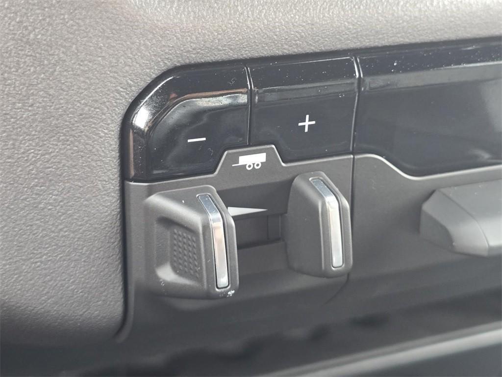 used 2023 Jeep Grand Cherokee car, priced at $30,227