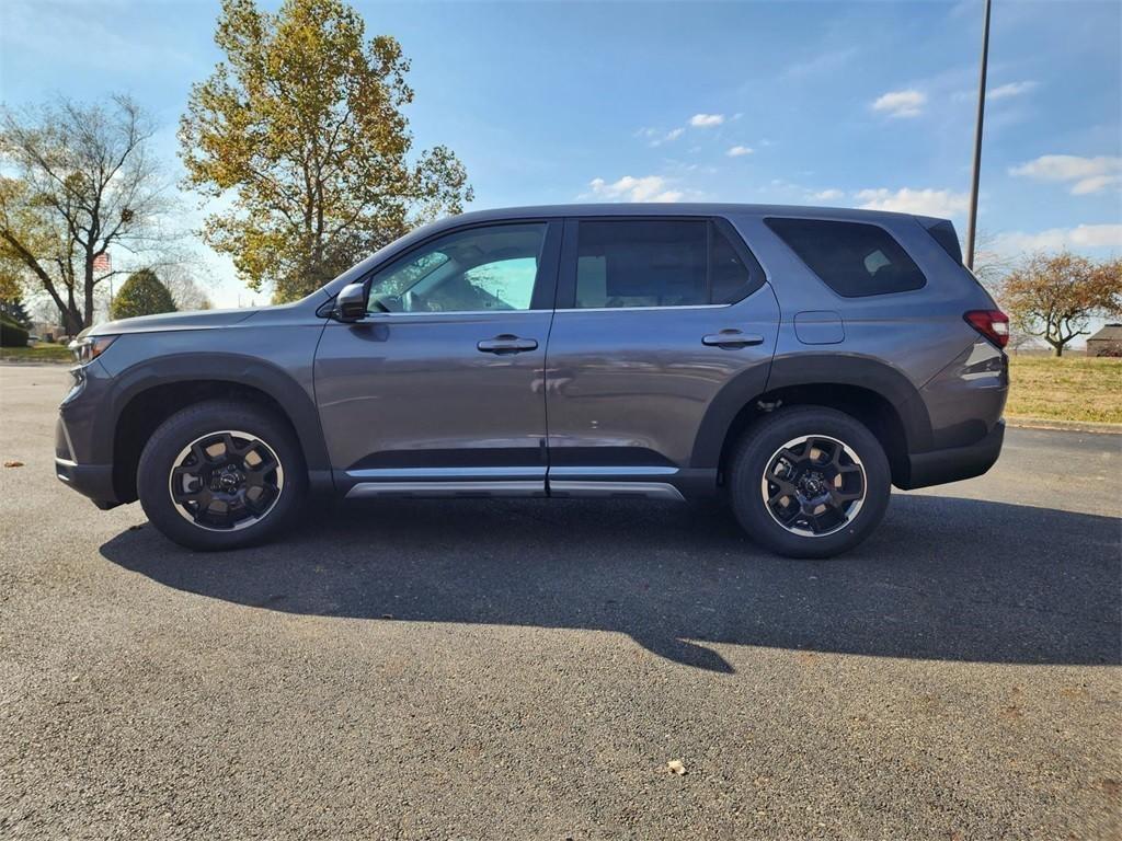 new 2025 Honda Pilot car, priced at $49,245