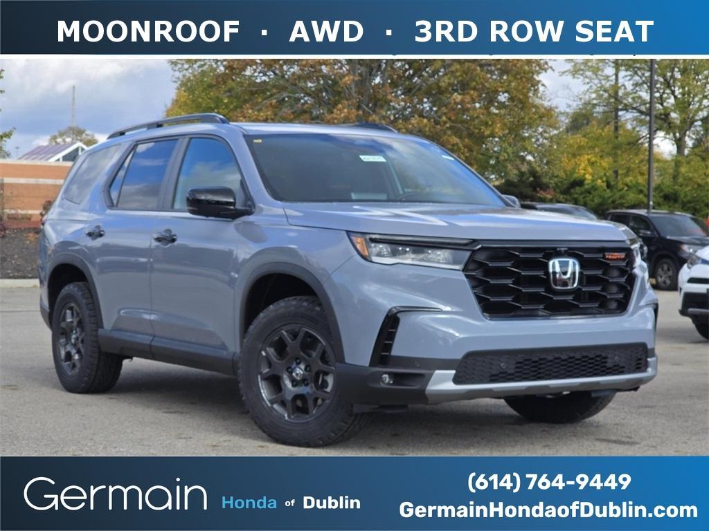 new 2025 Honda Pilot car, priced at $51,350