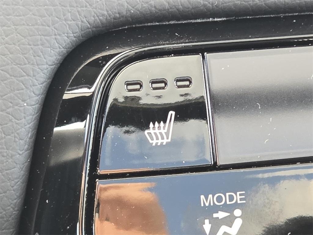 new 2025 Honda Pilot car, priced at $51,350