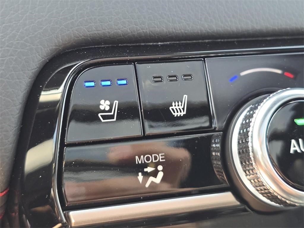 new 2025 Honda Pilot car, priced at $56,715