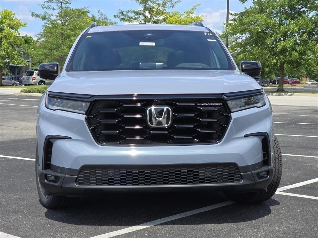 new 2025 Honda Pilot car, priced at $56,715