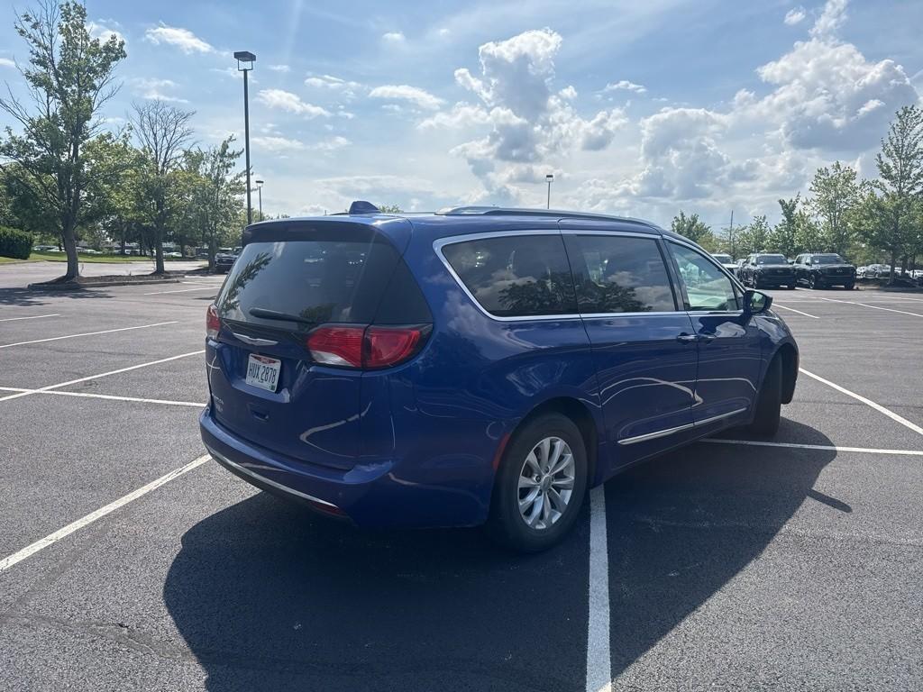 used 2018 Chrysler Pacifica car, priced at $15,000