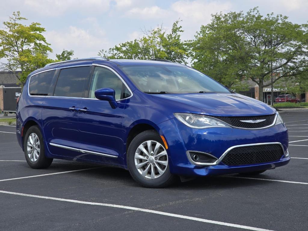 used 2018 Chrysler Pacifica car, priced at $15,000