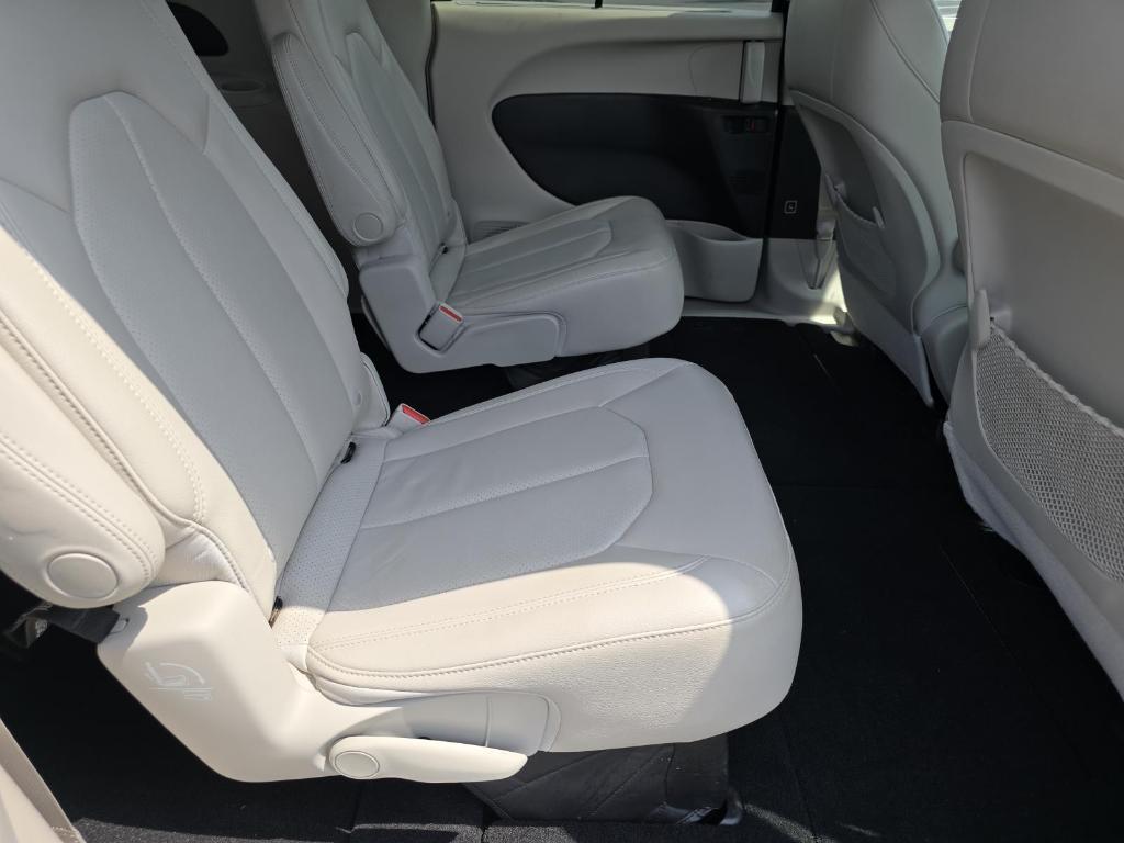 used 2018 Chrysler Pacifica car, priced at $15,000