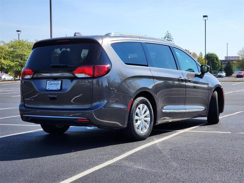 used 2018 Chrysler Pacifica car, priced at $12,500