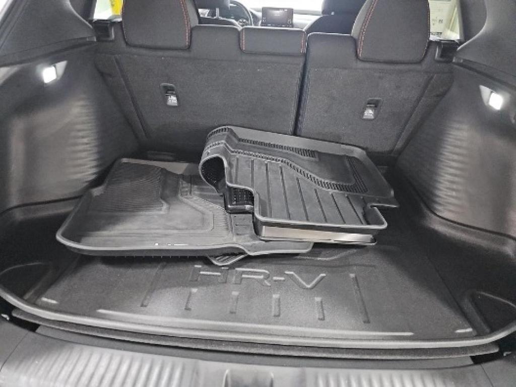 used 2025 Honda HR-V car, priced at $28,995