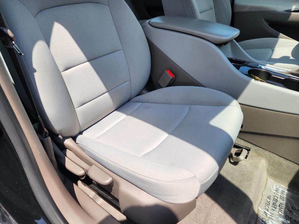 used 2016 Chevrolet Malibu car, priced at $10,000