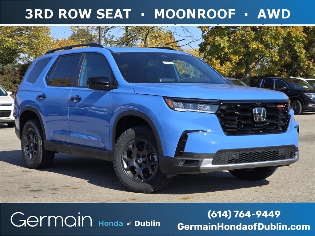 new 2025 Honda Pilot car, priced at $51,350