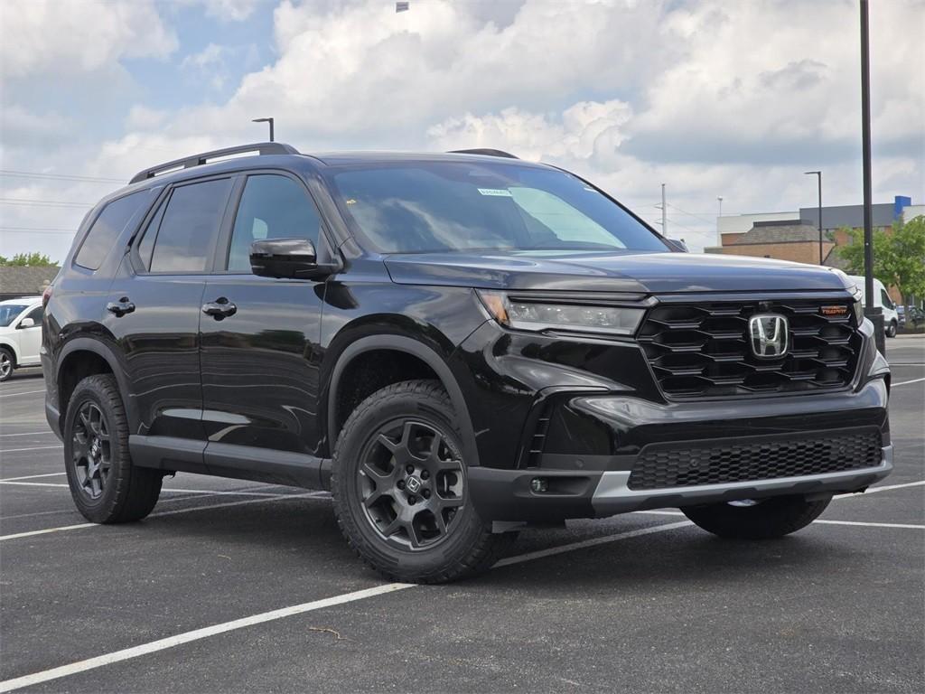 new 2025 Honda Pilot car