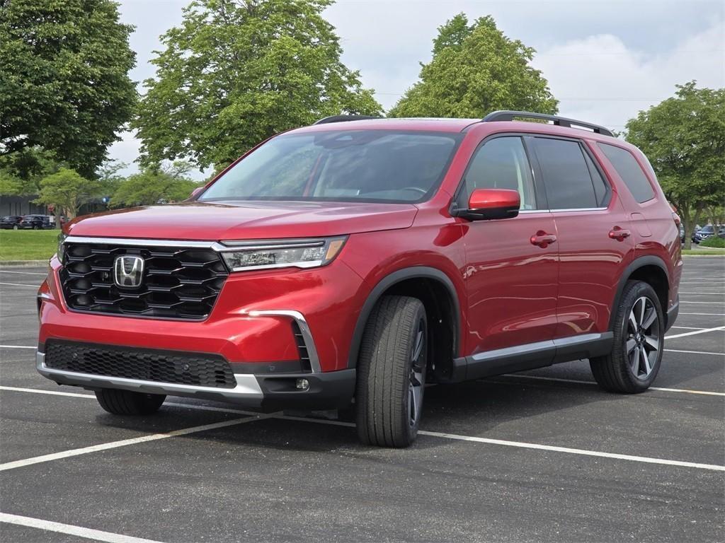 used 2024 Honda Pilot car, priced at $45,847