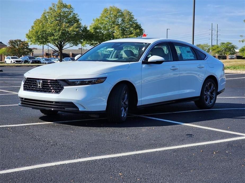 new 2025 Honda Accord Hybrid car, priced at $35,990