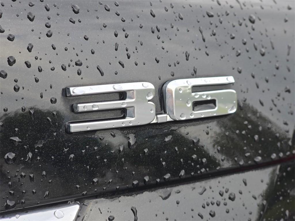 used 2017 Cadillac XT5 car, priced at $19,899