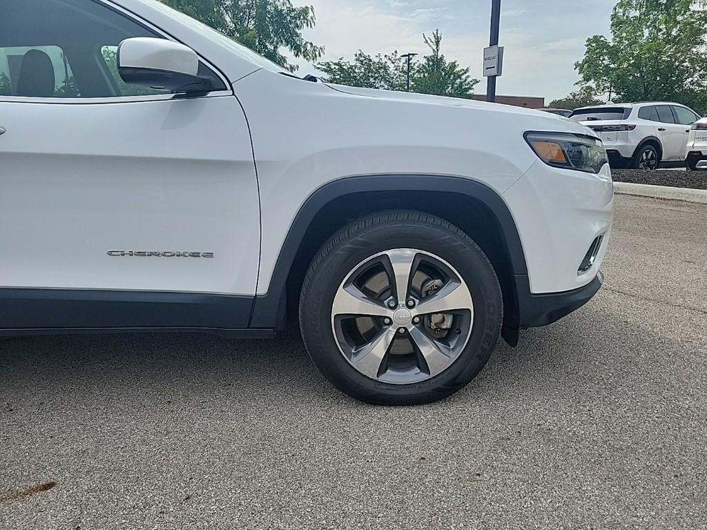 used 2019 Jeep Cherokee car, priced at $19,997