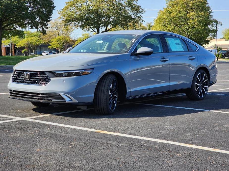 new 2025 Honda Accord Hybrid car, priced at $40,350