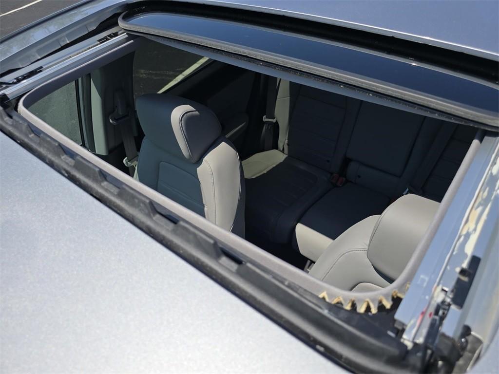 used 2022 Honda CR-V car, priced at $31,277