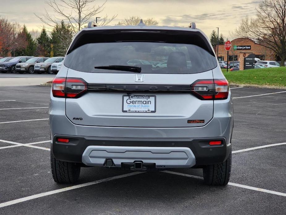 new 2025 Honda Pilot car, priced at $51,580